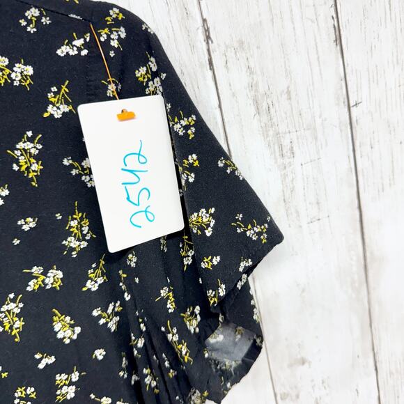 Old Navy Dress Women Size Medium Black Dainty Floral Short Sleeve T-Shirt Mini - Picture 7 of 7